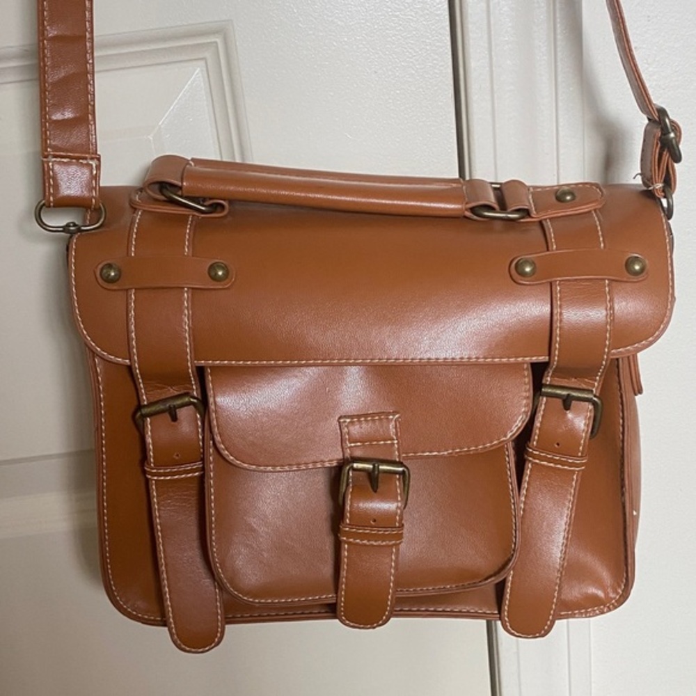 Classic Tan Faux Leather Messenger Bag